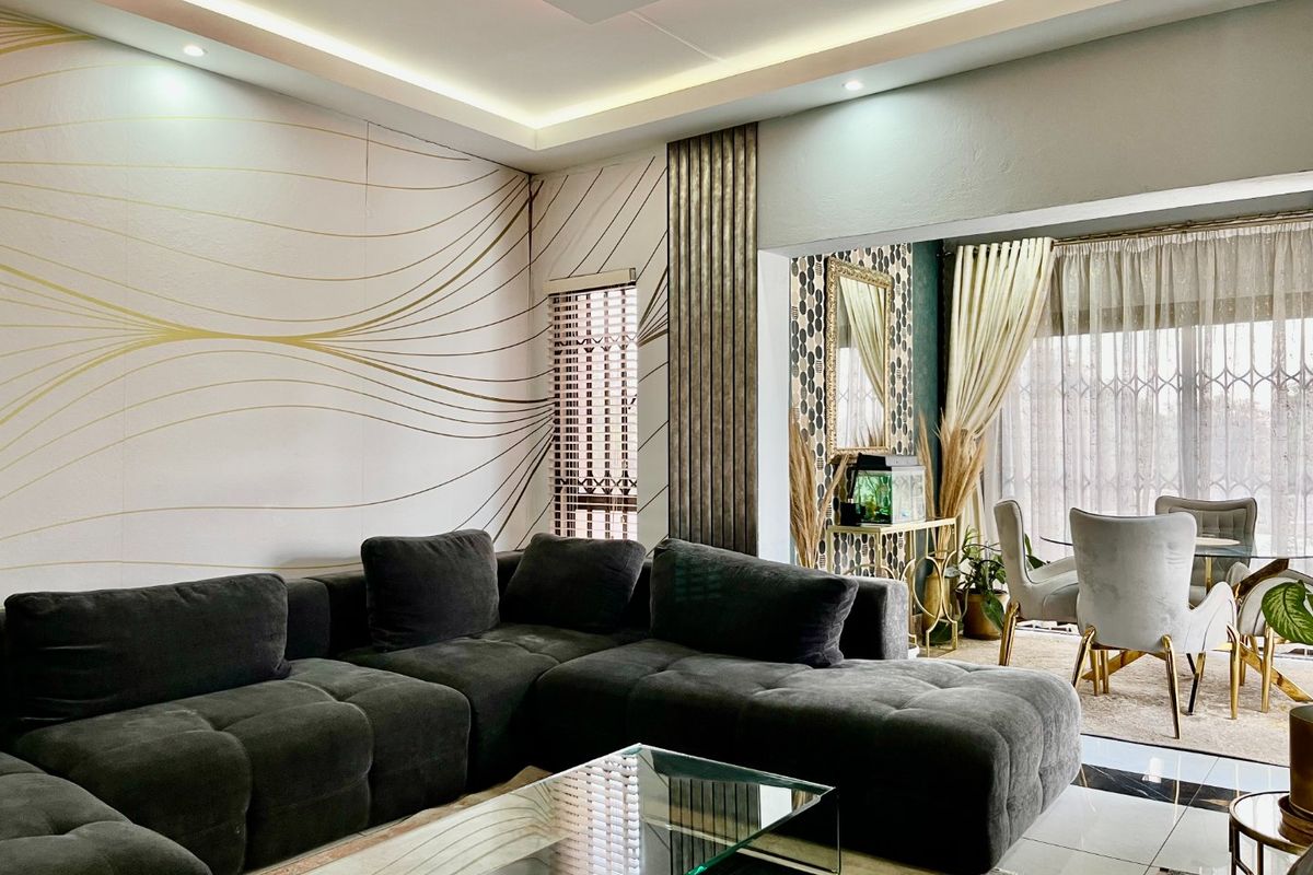 Elegant 3Bedroom Estate Home in La Maison Royale, Carlswald Refined Living Awaits  - Photo 3