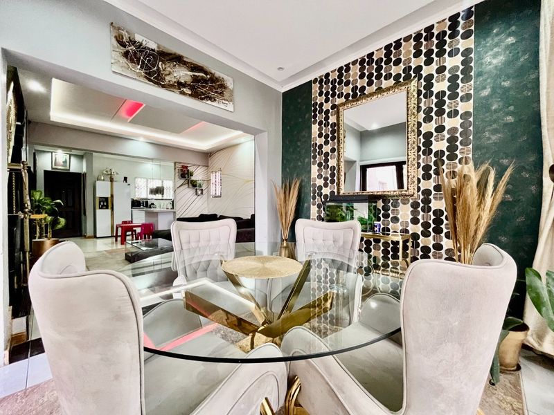 Elegant 3Bedroom Estate Home in La Maison Royale, Carlswald Refined Living Awaits  - Photo 9