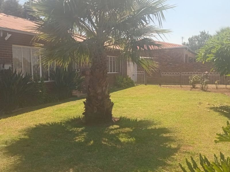 Imagine stepping onto warm floors on a cold morning, coffee in your marble kitchen... this home was designed for living well. - Photo 4