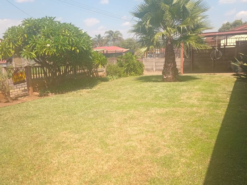 Imagine stepping onto warm floors on a cold morning, coffee in your marble kitchen... this home was designed for living well. - Photo 5