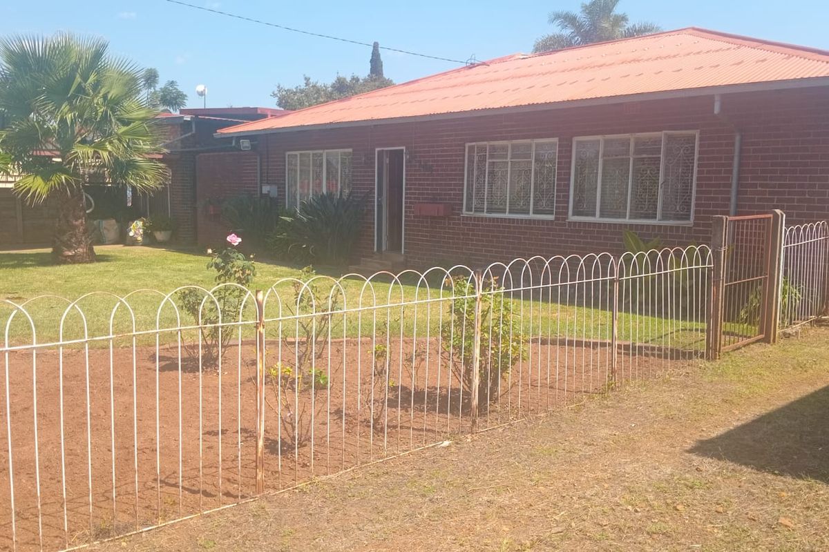 Imagine stepping onto warm floors on a cold morning, coffee in your marble kitchen... this home was designed for living well. - Photo 3