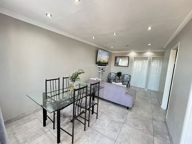 3 BEDROOM HOUSE FOR SALE IN BUFFALO FLATS EXT - Photo 3