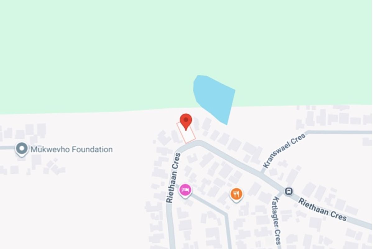 A map view showing the location of the vacant residential land plot on Riethaan Crescent.