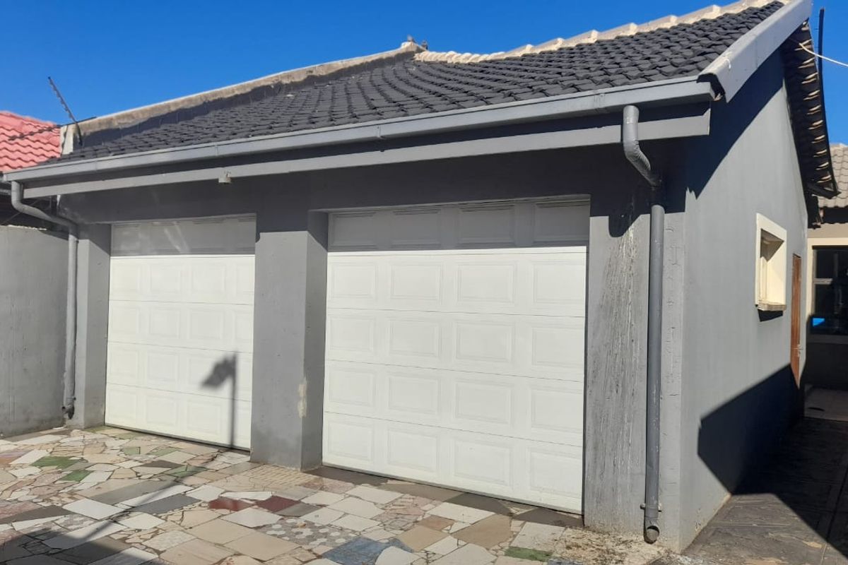 Property for Sale: Protea North - Photo 4