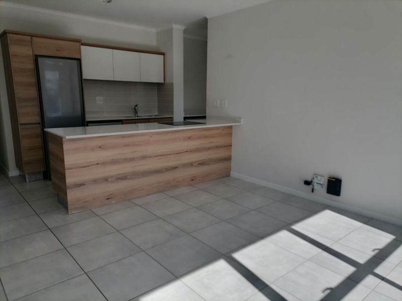 1 Bedroom Apartment to Rent in Crowthrone - Photo 4