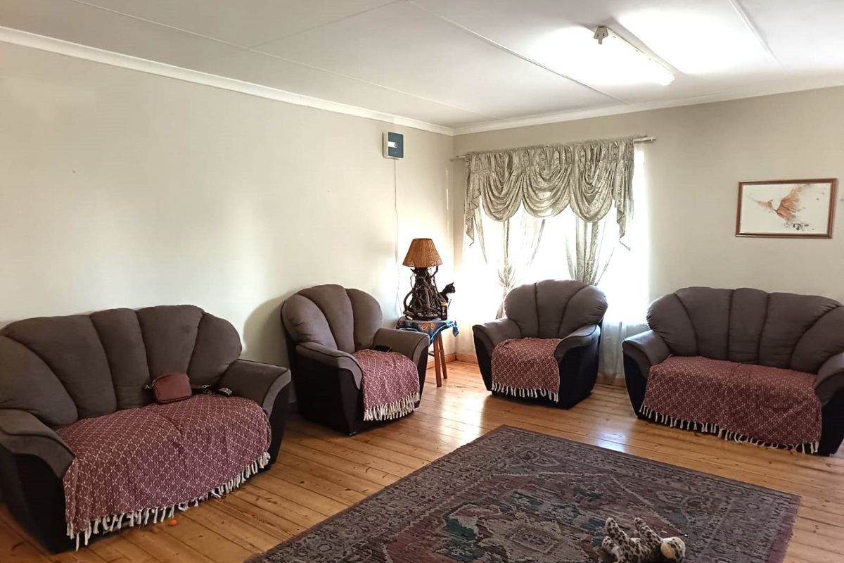 Spacious 2-Bedroom Apartment in Knysna Central - Photo 5