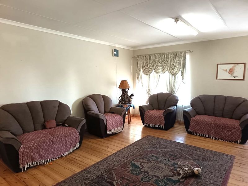 Spacious 2-Bedroom Apartment in Knysna Central - Photo 5