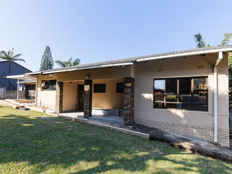 Prime Location - Photo 2