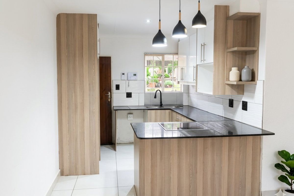 Start Fresh in This Warm & Welcoming Home - Photo 3