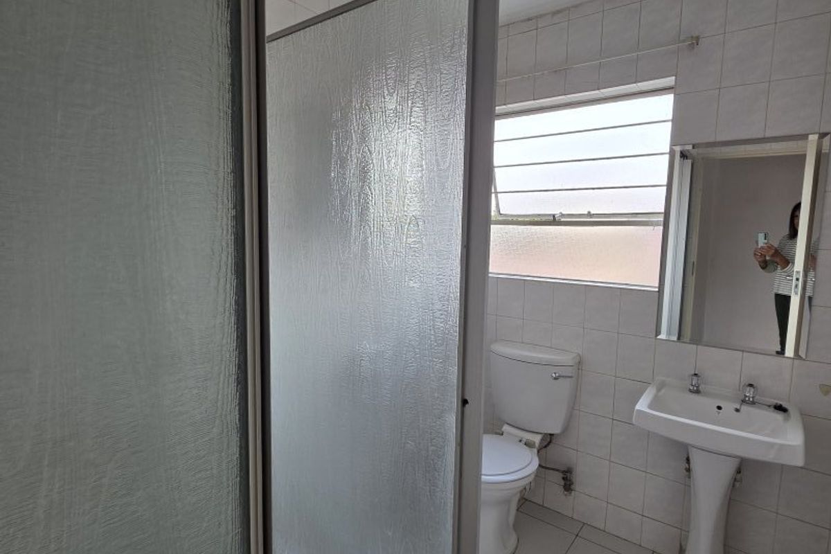 Spacious 3-Bedroom Townhouse with Balcony Braai & Great Lifestyle Features! - Photo 5