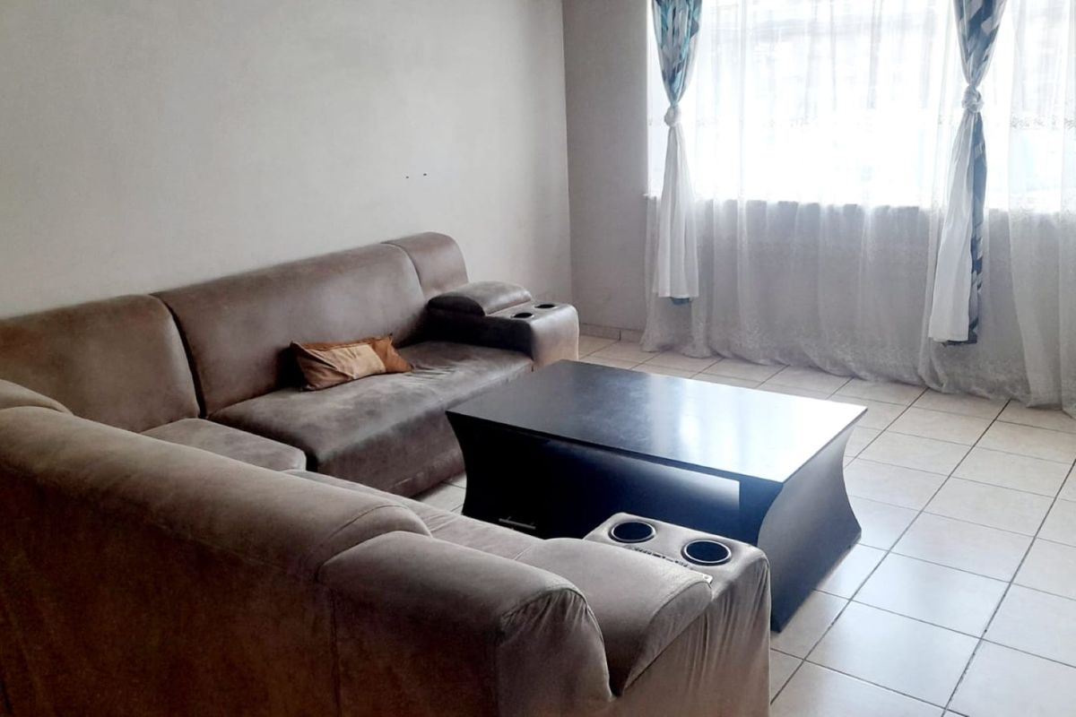 Perfect for first-time Investors Apartment - Photo 2