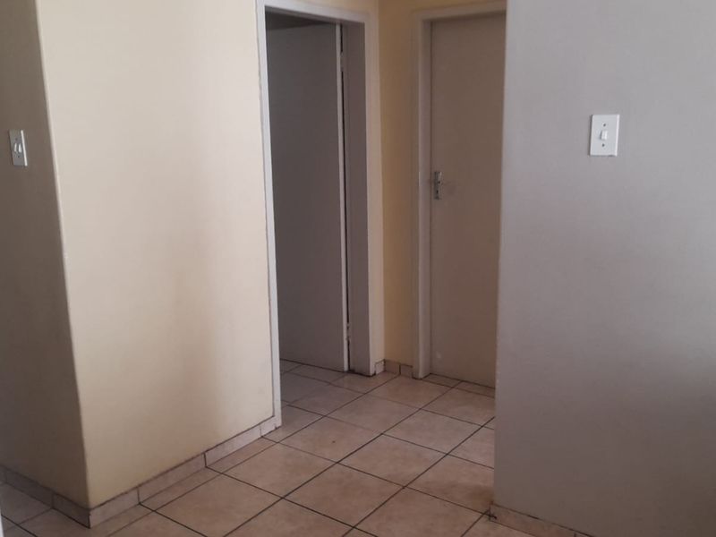 Perfect for first-time Investors Apartment - Photo 7