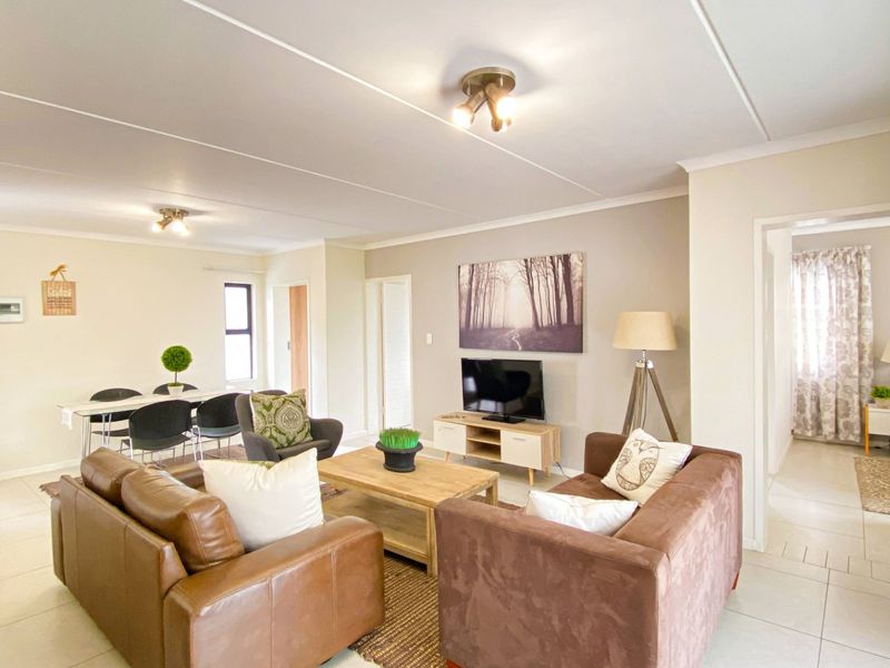 2 Bedroom 2 Bathroom apartment for sale in Fish Eagle View! - Photo 5