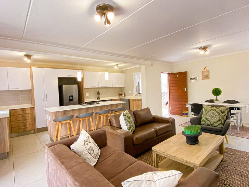 2 Bedroom 2 Bathroom apartment for sale in Fish Eagle View! - Photo 4