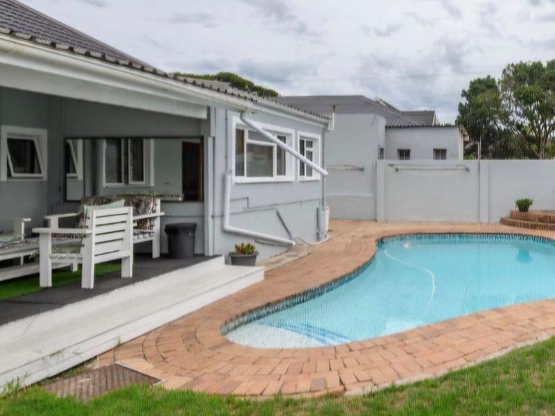 Modern Dual-Living Home with Exceptional Airbnb Appeal in Sought-After Westview - Photo 5