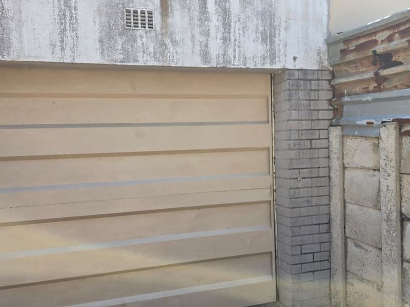 Solid house in fair condition in a popular part of Stilfontein. - Photo 3