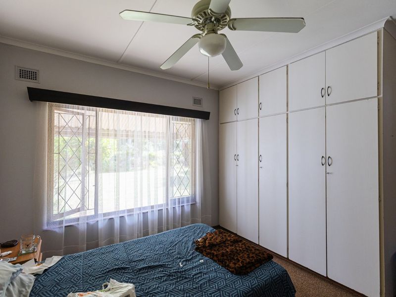 Charming Two Bedroom Townhouse!  - Photo 10