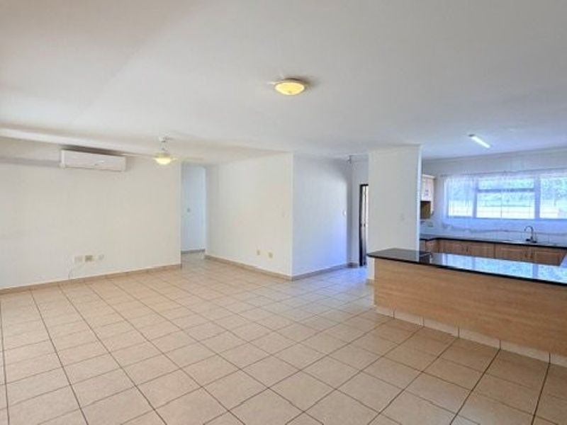 Spacious 4-Bedroom Apartment In Charlwood Eco Estate With Added Privacy - Photo 10