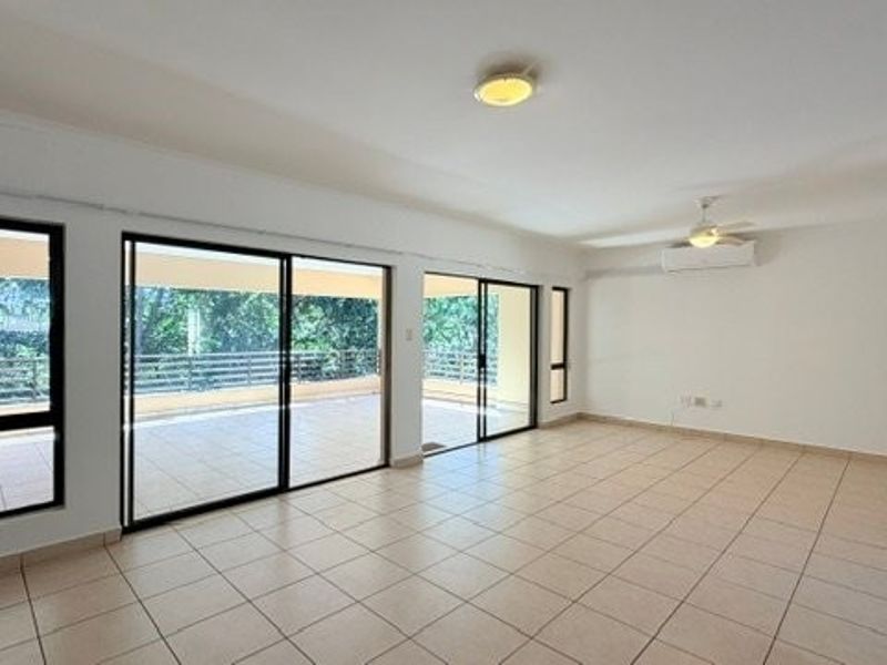 Spacious 4-Bedroom Apartment In Charlwood Eco Estate With Added Privacy - Photo 6