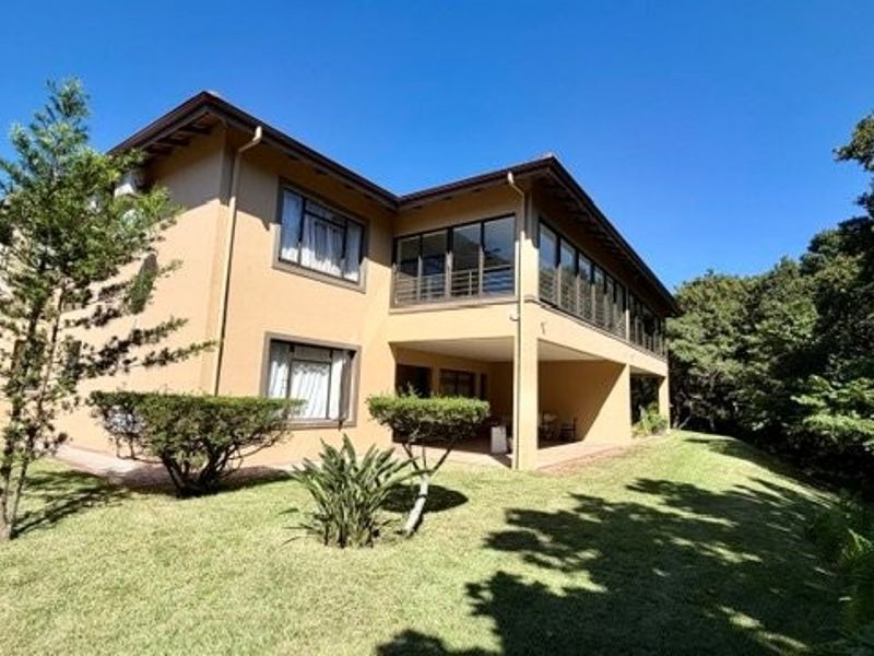 Spacious 4-Bedroom Apartment In Charlwood Eco Estate With Added Privacy - Photo 2