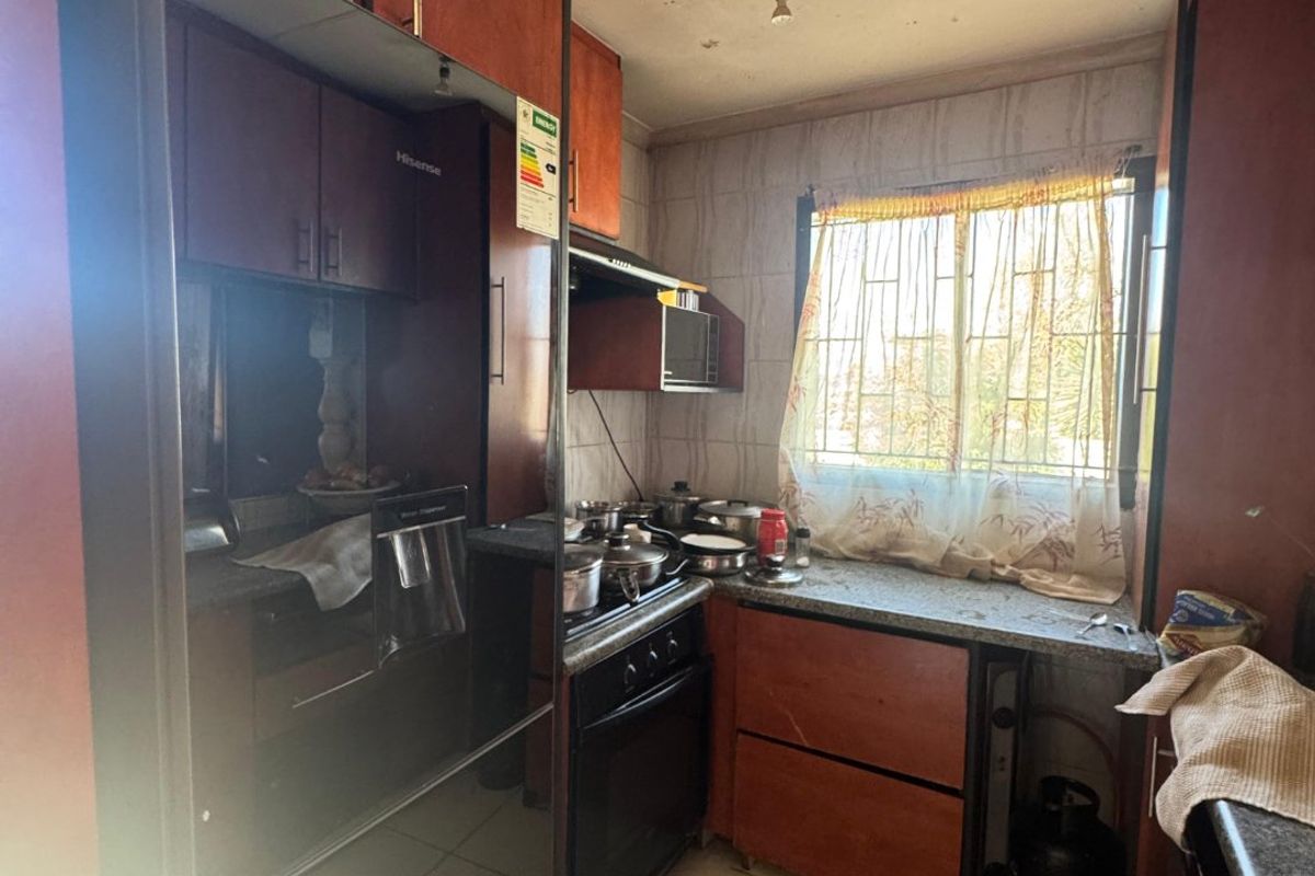 3-Bedroom Home in Lotus Gardens, An Ideal Starter Home or Investment Opportunity - Photo 3