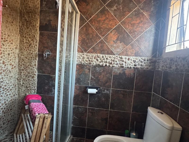 3-Bedroom Home in Lotus Gardens, An Ideal Starter Home or Investment Opportunity - Photo 10