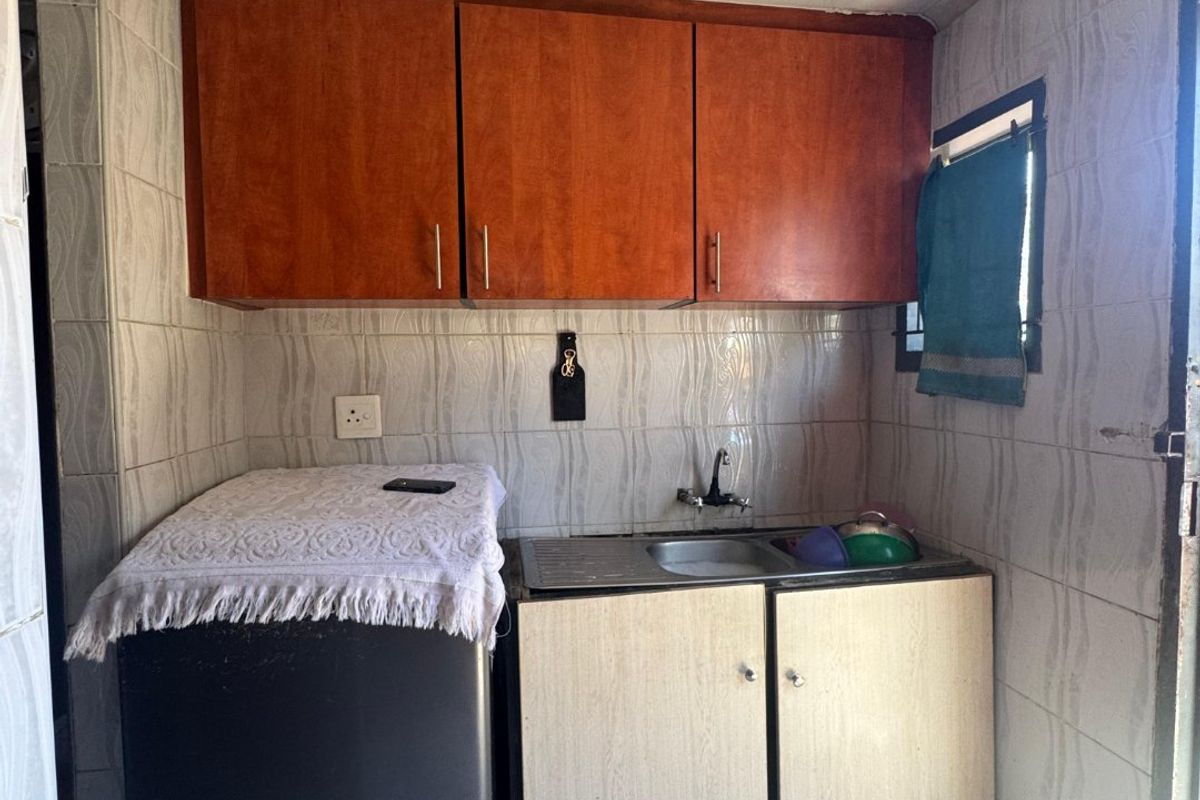 3-Bedroom Home in Lotus Gardens, An Ideal Starter Home or Investment Opportunity - Photo 4