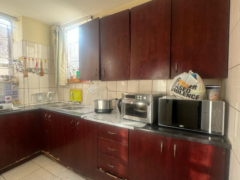 GROUNDFLOOR CONVENIENCE IN BANGLADESH HEIGHTS  - Photo 5