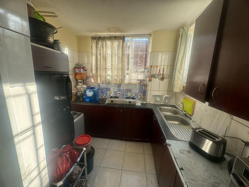 GROUNDFLOOR CONVENIENCE IN BANGLADESH HEIGHTS  - Photo 10