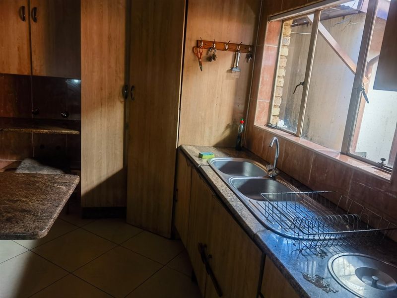 3 Bedrooms house for sale in Actonville - Photo 4