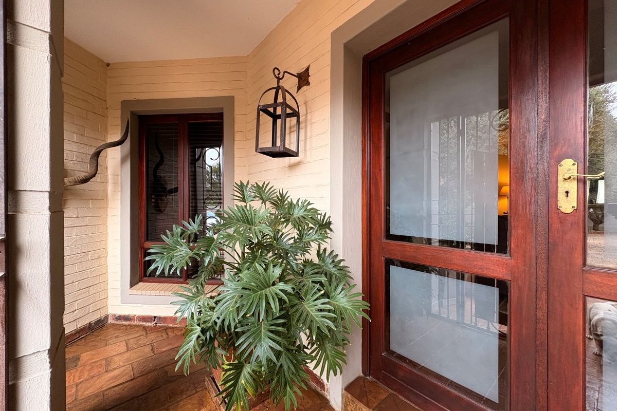 Modern Elegance Meets Comfortable Living – A Home That Has It All! - Photo 4