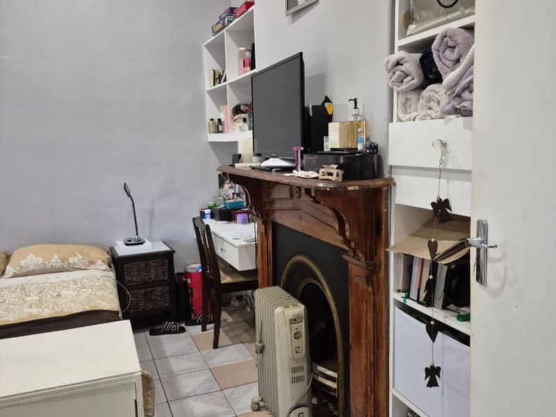 4-Bedroom Home in Woodstock - Photo 3