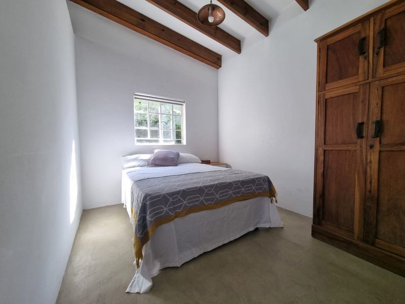 1 Bedroom Fully Furnished Cottage - Photo 8