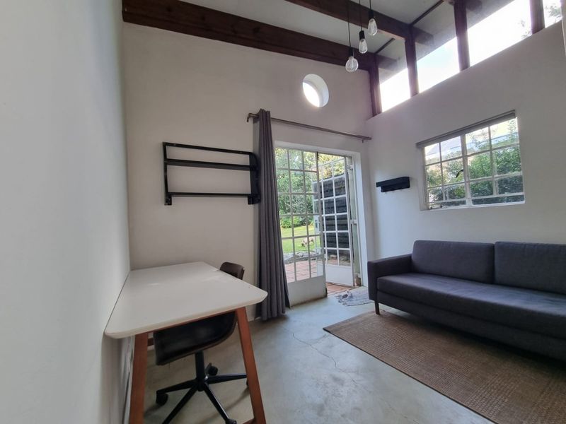 1 Bedroom Fully Furnished Cottage - Photo 7