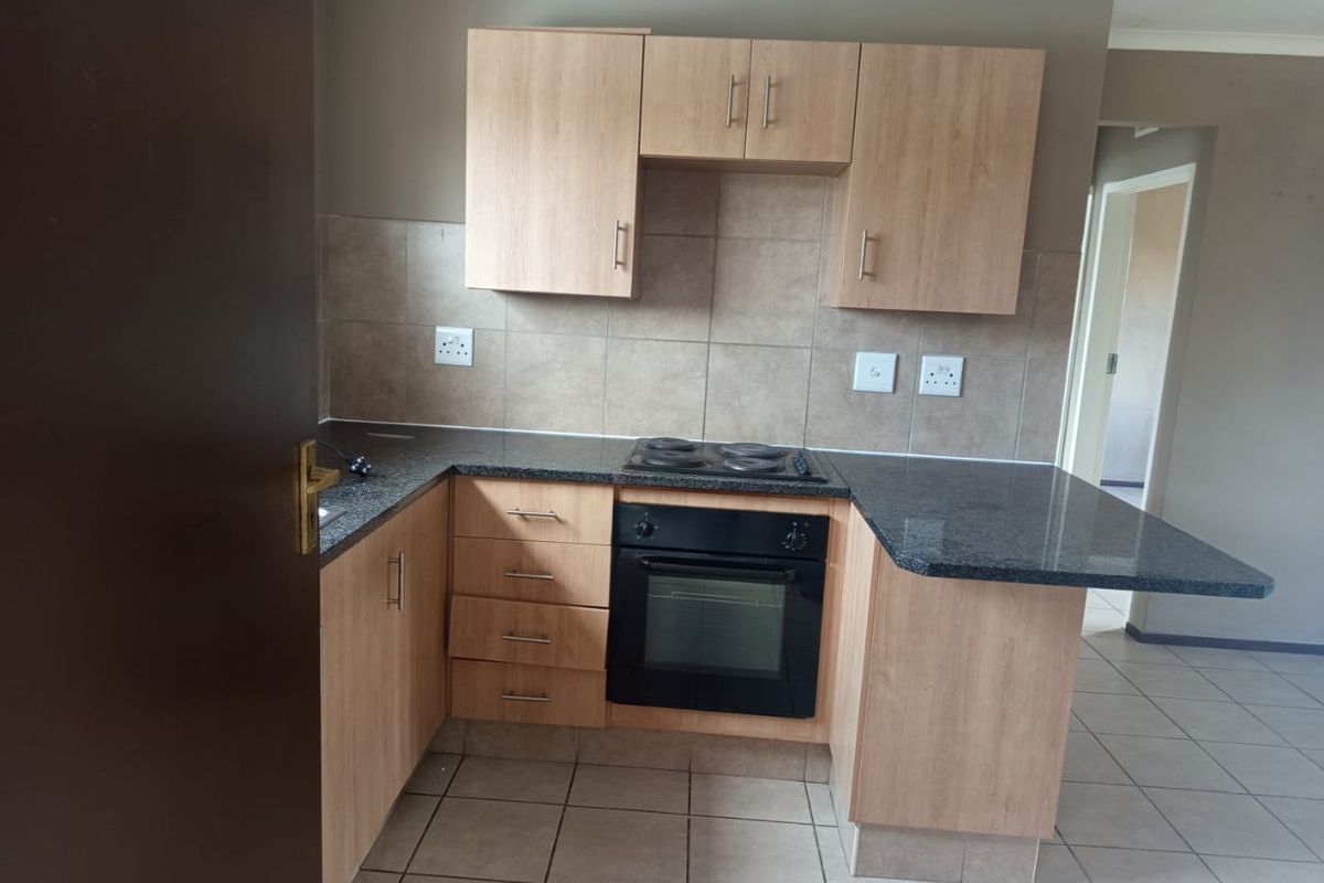 2 Bedroom 1 Bathroom apartment to Rent - Photo 2