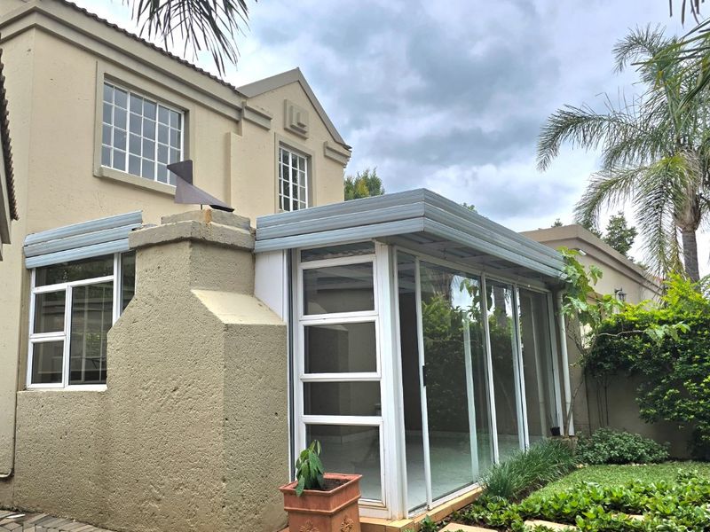 BEAUTIFUL DUPLEX IN WELL MAINTAINED COMPLEX - Photo 2