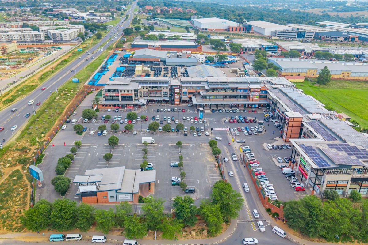 A-Grade Mixed-Use Investment | Northlands Corner Shopping Centre | GAI: R35.1m - Photo 4