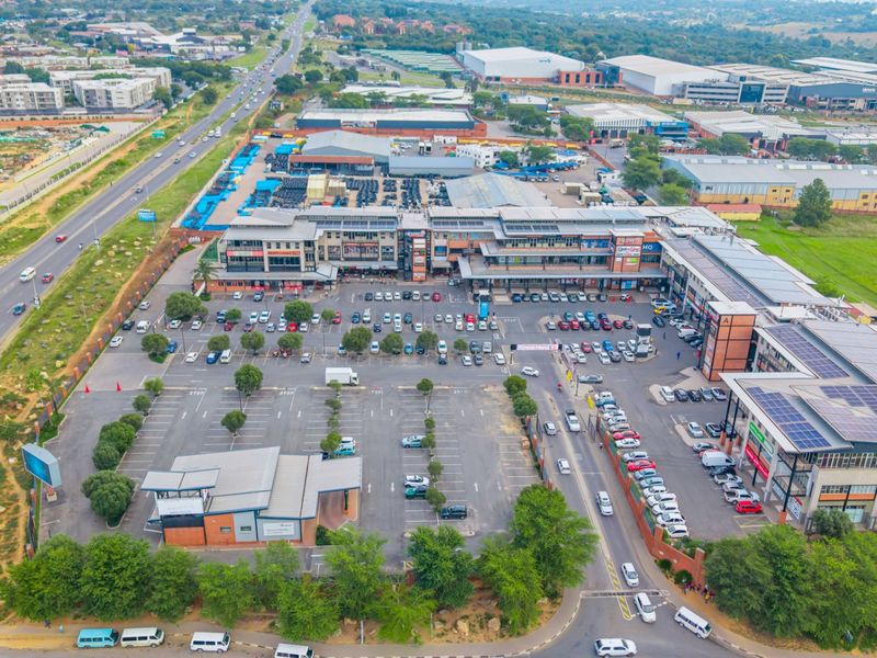 A-Grade Mixed-Use Investment | Northlands Corner Shopping Centre | GAI: R35.1m - Photo 4
