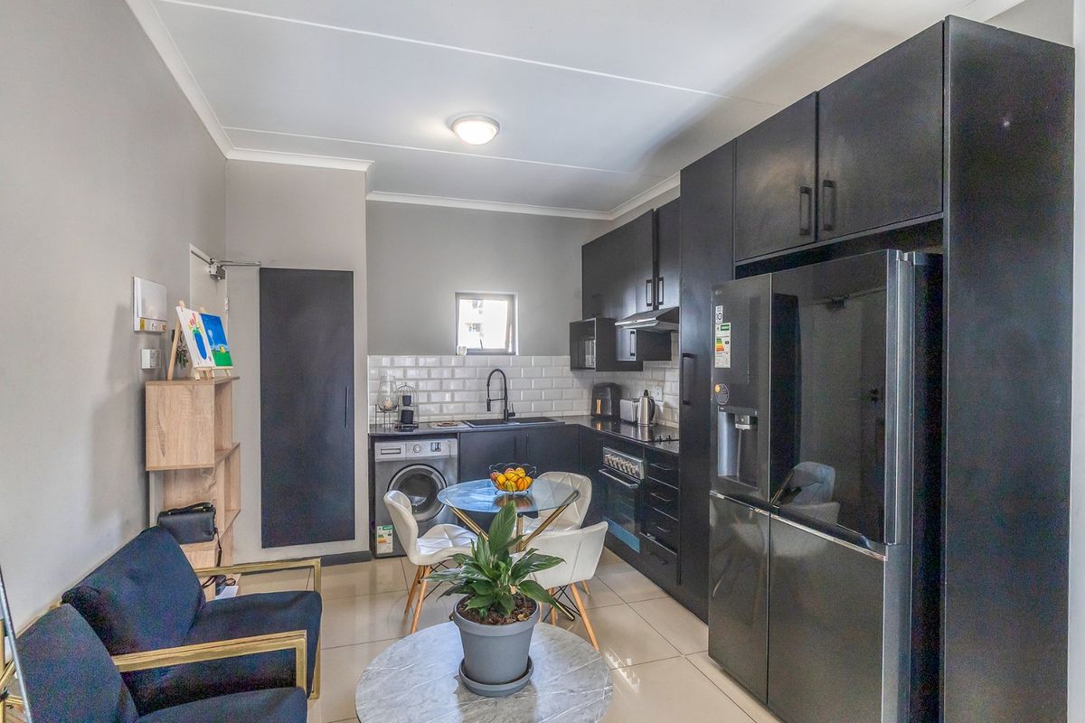 2 Bedroom Apartment for Sale  - Photo 2