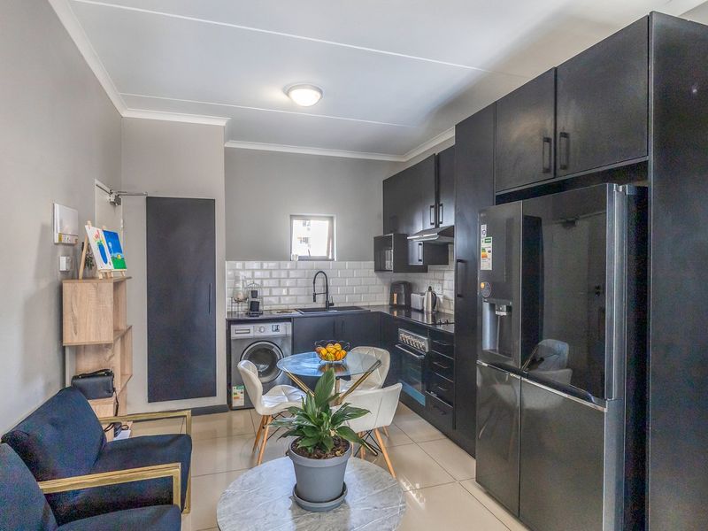 2 Bedroom Apartment for Sale  - Photo 2