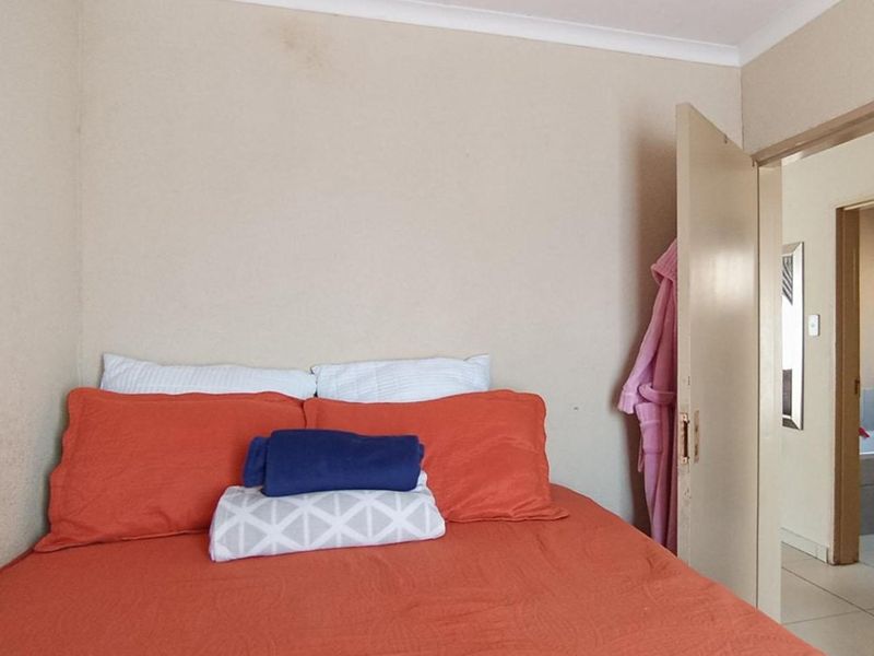 Two bedroom for sale at soshanguve - Photo 7