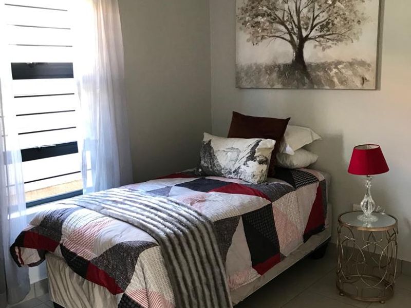 Stunning 3-bedroom house for sale in Sky City - Photo 8