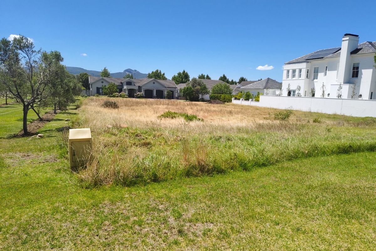 Prime Polo Field stand at the prestigious Val de Vie Lifestyle Estate in the Winelands - Photo 2