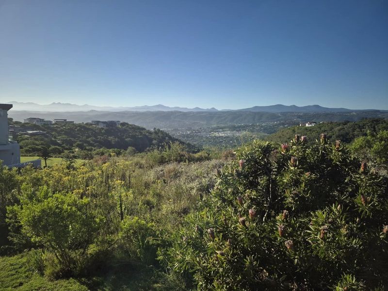 A blank canvas in one of Knysna's most prestigious addresses. - Photo 4