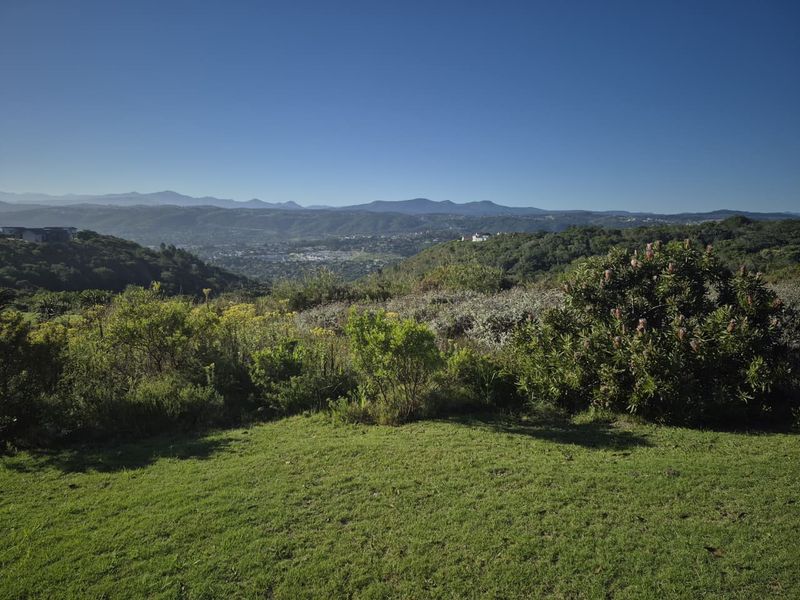 A blank canvas in one of Knysna's most prestigious addresses. - Photo 1