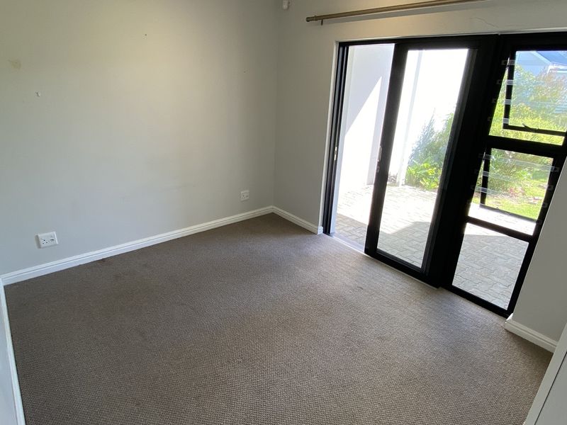 Modern 2 Bedroom Unit in an Exclusive Retirement Village - Photo 7