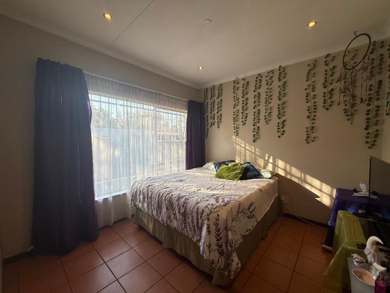 Spacious 4-Bedroom Family Home for Rent! - Photo 8