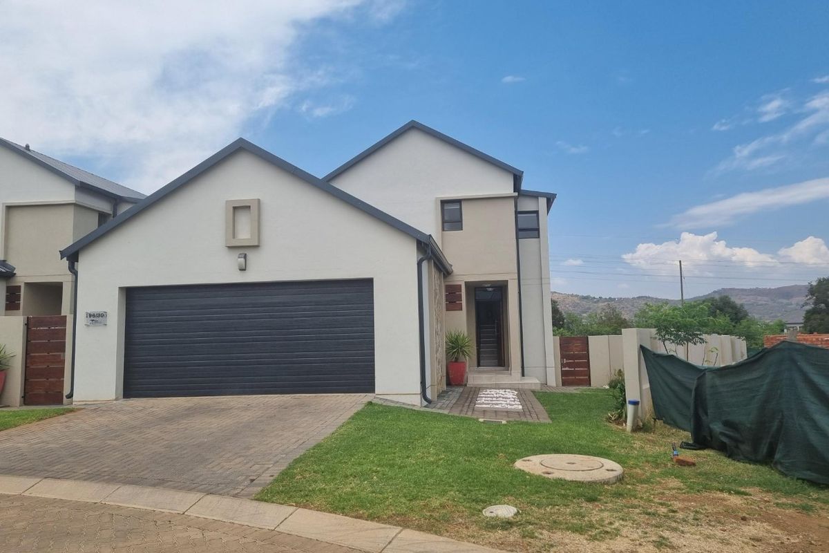 RENTAL HOUSE IN LA CAMARGUE PRIVATE COUNTRY ESTATE - Photo 2