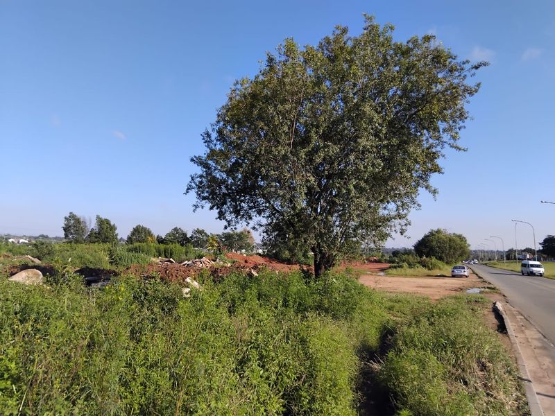 10 000 SQUARE METERS MIXED USE RE-ZONED PROPERTY DEVELOPMENT LAND FOR SALE - Photo 9