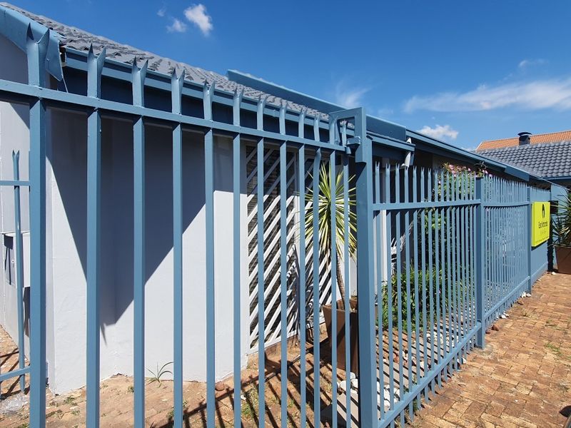 Prime Retail / Office Space (120m2) to let - Estcourt Avenue, Wierda Park, Centurion - Photo 5